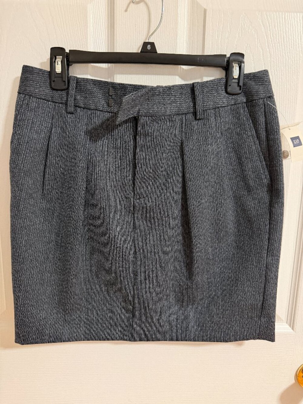 Women's Size 2 Gap Mini Skirt